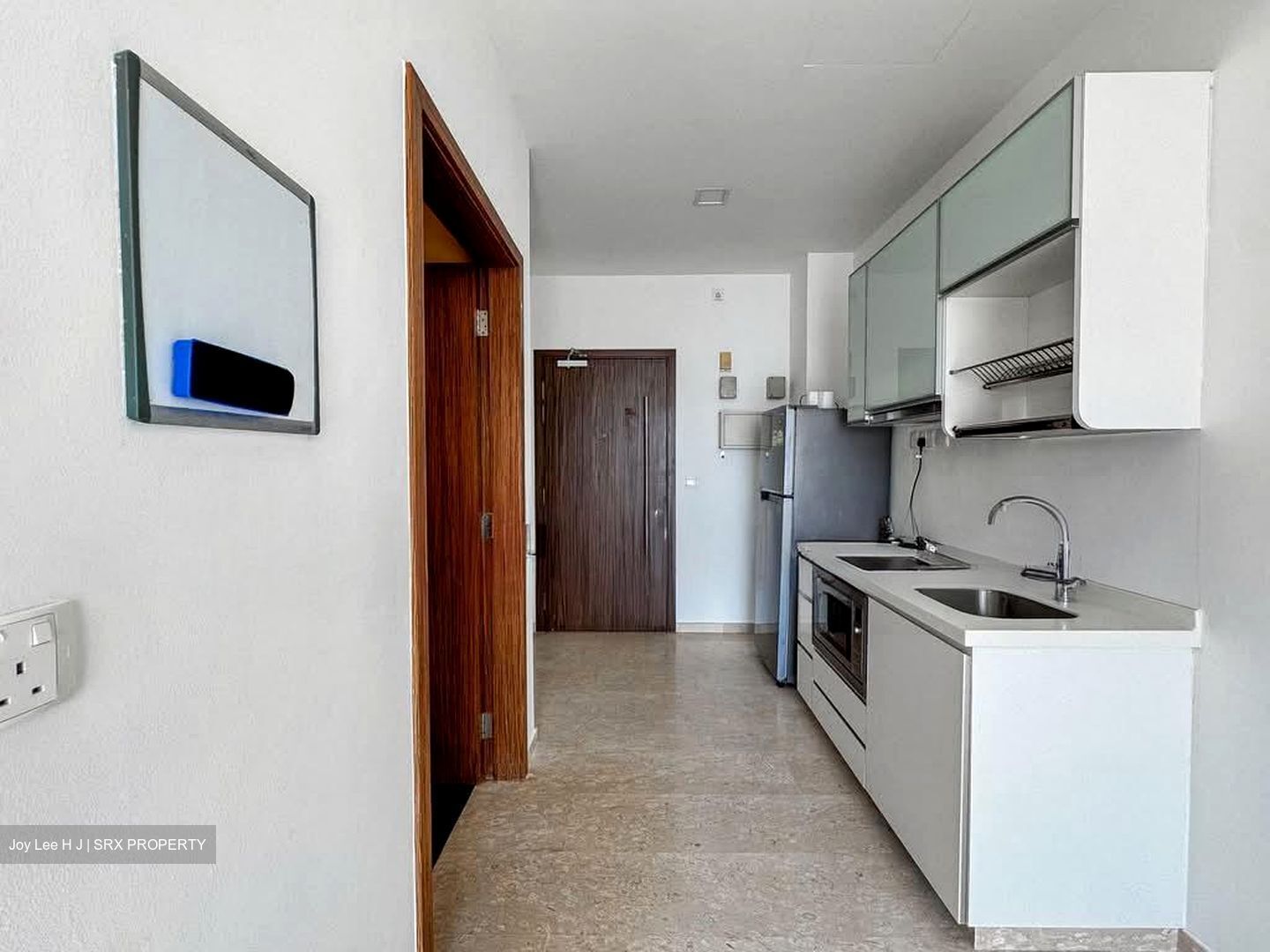 Suites @ Eastcoast (D15), Condominium #566575081